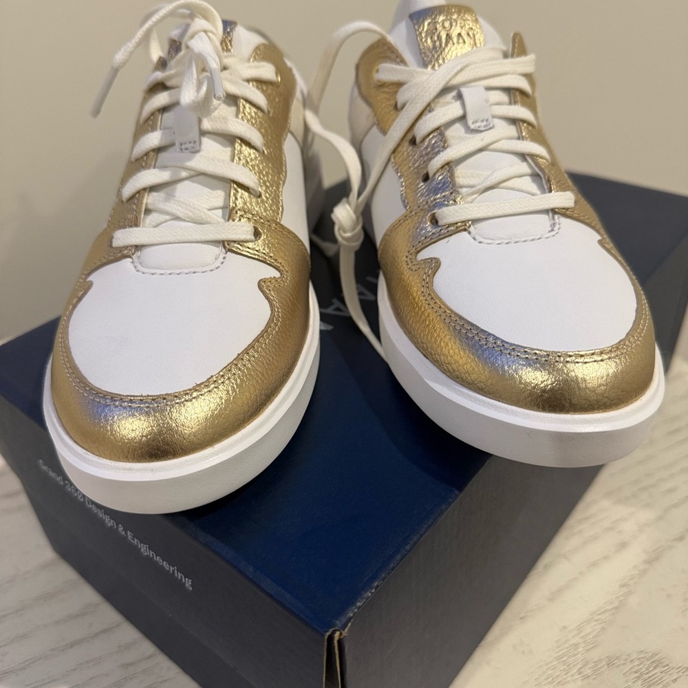 Cole Haan Womens Grand Cosscourt Faux Leather Athletic Training Shoes. NEW